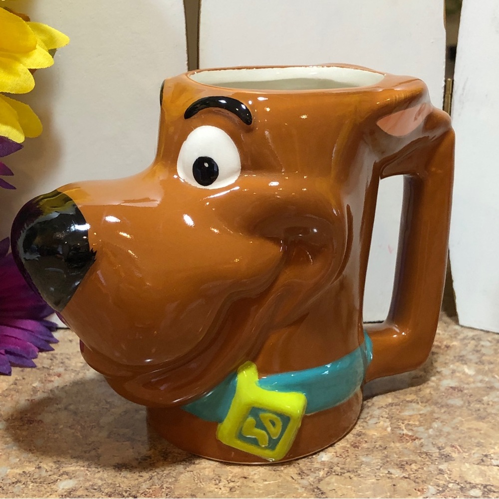Zak 3D Design Hand-Painted Scooby-Doo Authentic Ceramic Mug W/Ruh-Roh! On Handle